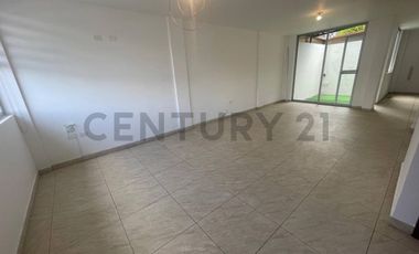 RENTA DE CASA EN SAN JOSÉ DE LA SALLE CONOCOTO VALLE DE LOS CHILLOS