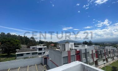 RENTA DE CASA EN SAN JOSÉ DE LA SALLE CONOCOTO VALLE DE LOS CHILLOS