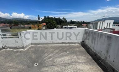 RENTA DE CASA EN SAN JOSÉ DE LA SALLE CONOCOTO VALLE DE LOS CHILLOS