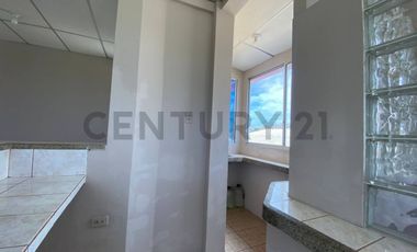 Casa en Venta en Sector Comercial – La Libertad