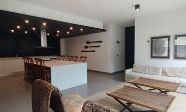 Departamento en arriendo c/ estacionamiento en Manuel Montt