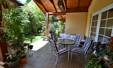 CASA MODERNA MACHALI 166M2 2 PISOS 3D 2B  TERMOPANEL AIRE