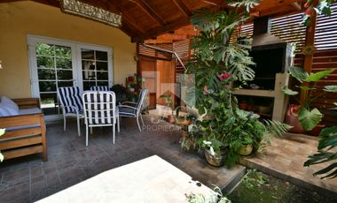 CASA MODERNA MACHALI 166M2 2 PISOS 3D 2B  TERMOPANEL AIRE