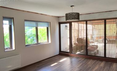 SE VENDE AMPLIA CASA PARQUE EDELWEISS