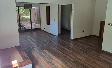 SE VENDE AMPLIA CASA PARQUE EDELWEISS
