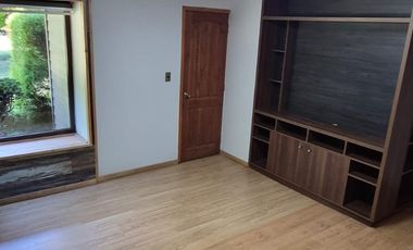SE VENDE AMPLIA CASA PARQUE EDELWEISS