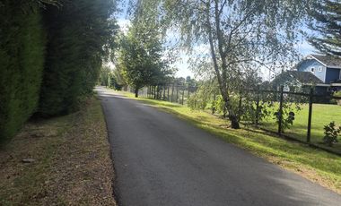 SE VENDE AMPLIA CASA PARQUE EDELWEISS