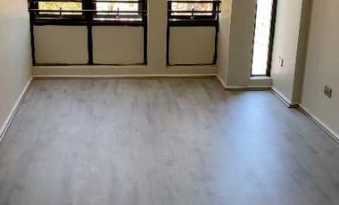 Oficina en arriendo en LA REINA