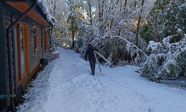 MARAVILLOSA CASA DE MONTAÑA CAMINO A TERMAS DE CHILLAN