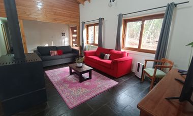 MARAVILLOSA CASA DE MONTAÑA CAMINO A TERMAS DE CHILLAN