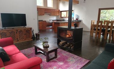 MARAVILLOSA CASA DE MONTAÑA CAMINO A TERMAS DE CHILLAN