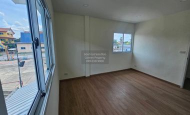 FOR SELL Townhouse/Townhome  Jitnarong 21  CX-147509