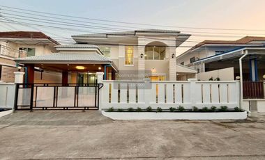 FOR SELL House Baan Lalin In the park Srinakarin - Teparak BTS-Bang Na CX-145923