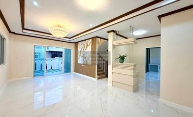 FOR SELL House Baan Lalin In the park Srinakarin - Teparak BTS-Bang Na CX-145923