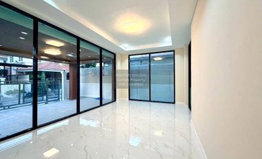 FOR SELL House Baan Lalin In the park Srinakarin - Teparak BTS-Bang Na CX-145923