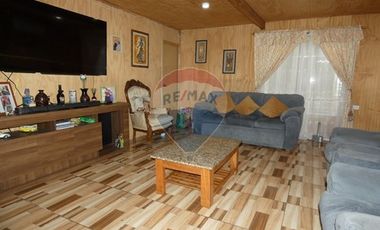 Venta, Sitio con 2 casas, Batuco
