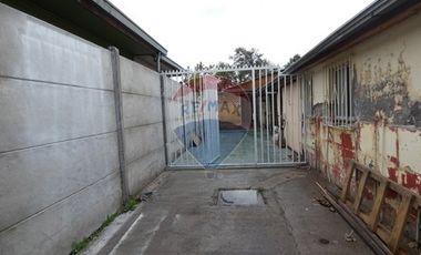 Venta, Sitio con 2 casas, Batuco