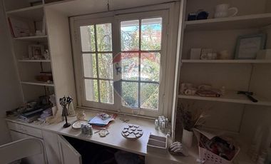 PARA REMODELAR ,MUY AMPLIA , BUENA UBICACIÓN