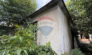 PARA REMODELAR ,MUY AMPLIA , BUENA UBICACIÓN