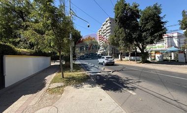 PARA REMODELAR ,MUY AMPLIA , BUENA UBICACIÓN