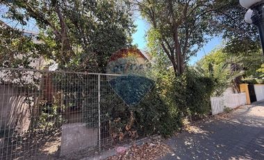 PARA REMODELAR ,MUY AMPLIA , BUENA UBICACIÓN