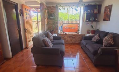 Vende Casa en Pasaje Cerrado 3D 2B Fernandez Albano, La Cisterna