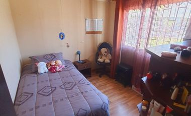 Vende Casa en Pasaje Cerrado 3D 2B Fernandez Albano, La Cisterna