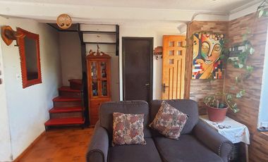 Vende Casa en Pasaje Cerrado 3D 2B Fernandez Albano, La Cisterna