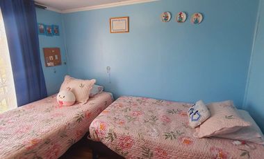 Vende Casa en Pasaje Cerrado 3D 2B Fernandez Albano, La Cisterna