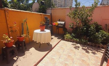 Vende Casa en Pasaje Cerrado 3D 2B Fernandez Albano, La Cisterna