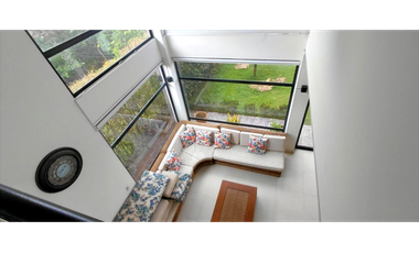 GIA 352 HERMOSA CASA DE CAMPO