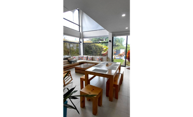 GIA 352 HERMOSA CASA DE CAMPO