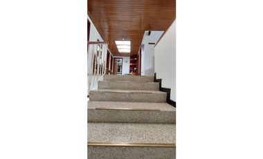 ARRIENDO ESPECTACULAR CASA EN NICOLAS DE FEDERMAN BOGOT