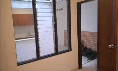 Venta casa primer piso en la Estrella, sector la Ferrería