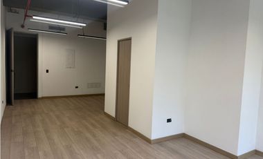 ARRIENDO DE OFICINA EN EL POBLADO SECTOR LAS PALMAS