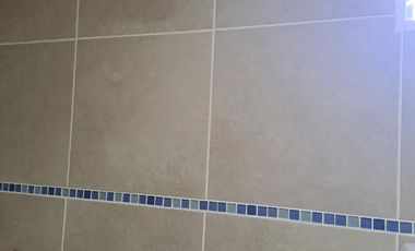 ALQUILO MONOAMBIENTE EN CALLE PERU 1011 DE PLOTTIER