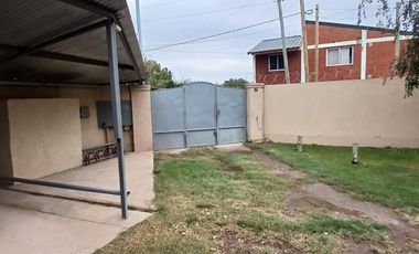 ALQUILO MONOAMBIENTE EN CALLE PERU 1011 DE PLOTTIER