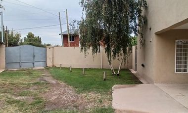 ALQUILO MONOAMBIENTE EN CALLE PERU 1011 DE PLOTTIER