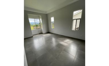 SE VENDE CASA EN BOQUETE, EN HERMOSO POYECTO CON CLIMA FRIO