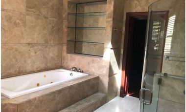 Venta de Casa en Residencial Royal Pacific, Costa del Este