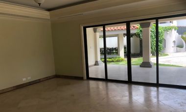 Venta de Casa en Residencial Royal Pacific, Costa del Este