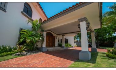 Venta de Casa en Residencial Royal Pacific, Costa del Este