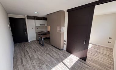 En arriendo depto 1D 1B - Metro San Miguel
