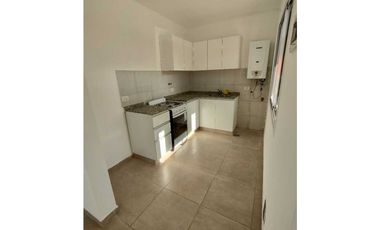 ALQUILO DUPLEX TRES DORMITORIOS EN MIRADORES DE MANANTIALES 1