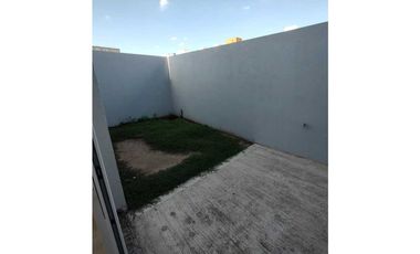 ALQUILO DUPLEX TRES DORMITORIOS EN MIRADORES DE MANANTIALES 1