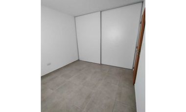 ALQUILO DUPLEX TRES DORMITORIOS EN MIRADORES DE MANANTIALES 1