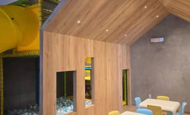 Arriendo la Carolina Suite de lujo por estrenar con vista de Quito edificio con piscina