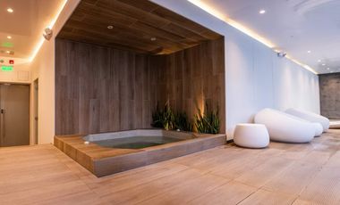 Arriendo la Carolina Suite de lujo por estrenar con vista de Quito edificio con piscina