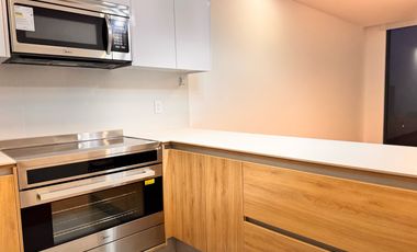 Arriendo la Carolina Suite de lujo por estrenar con vista de Quito edificio con piscina