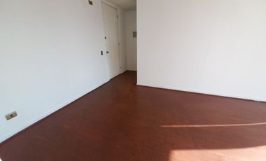 SE VENDE BUEN DEPTO 2D, BARRIO BRASIL